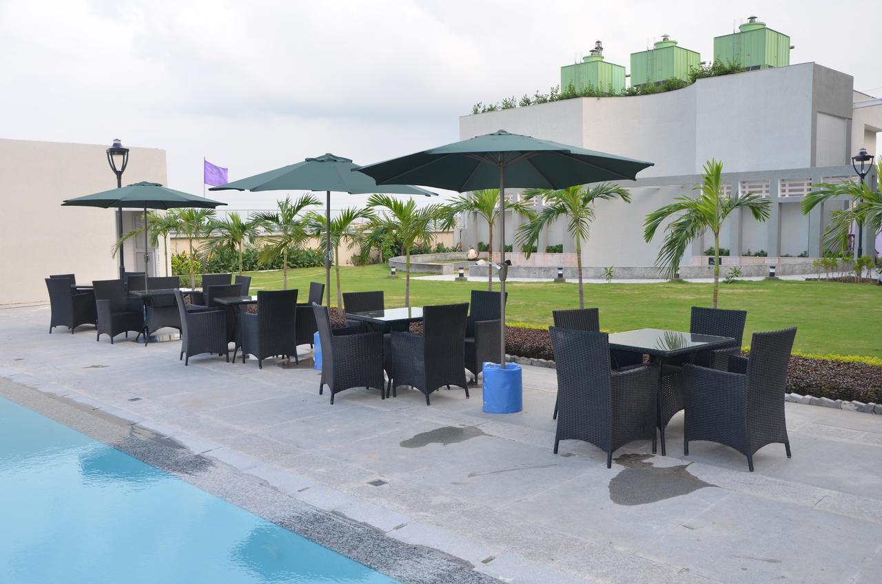Maha Bodhi Hotel.Resort.Convention Centre Eksteriør billede